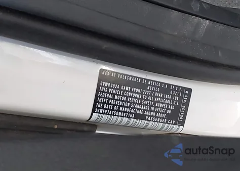 2013 Volkswagen Beetle 2.5L Entry z USA, uszkodzony, nr VIN 3VWFP7AT5DM667153